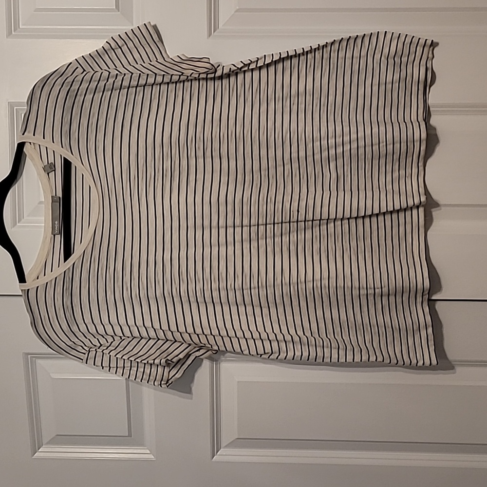 VINCE. short sleeve tee